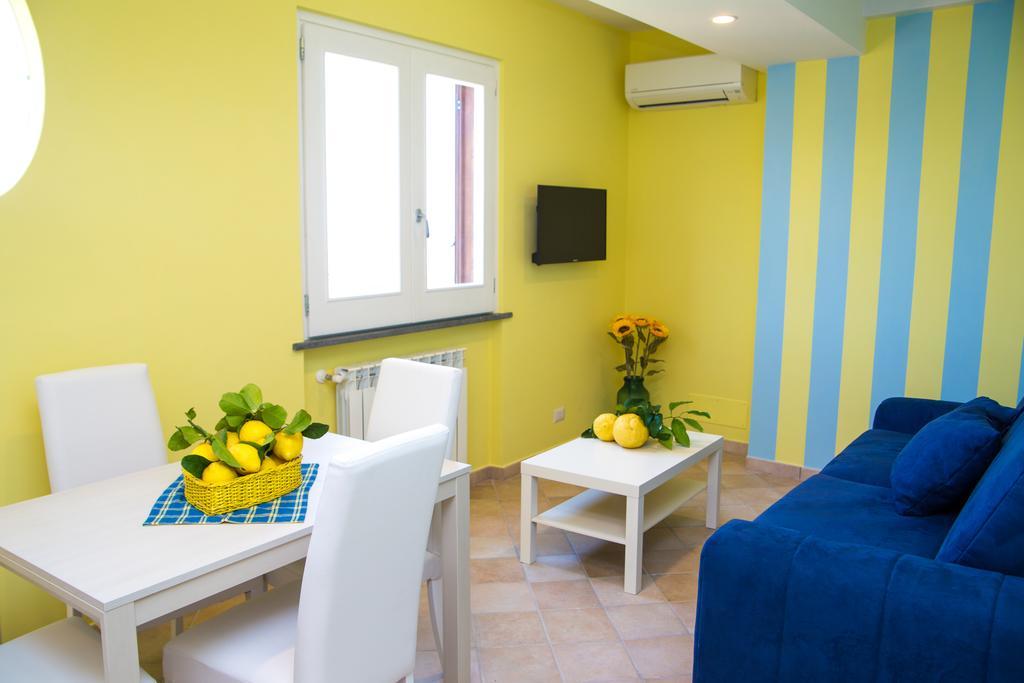 Bed and Breakfast Lemon Flats Сорренто Экстерьер фото