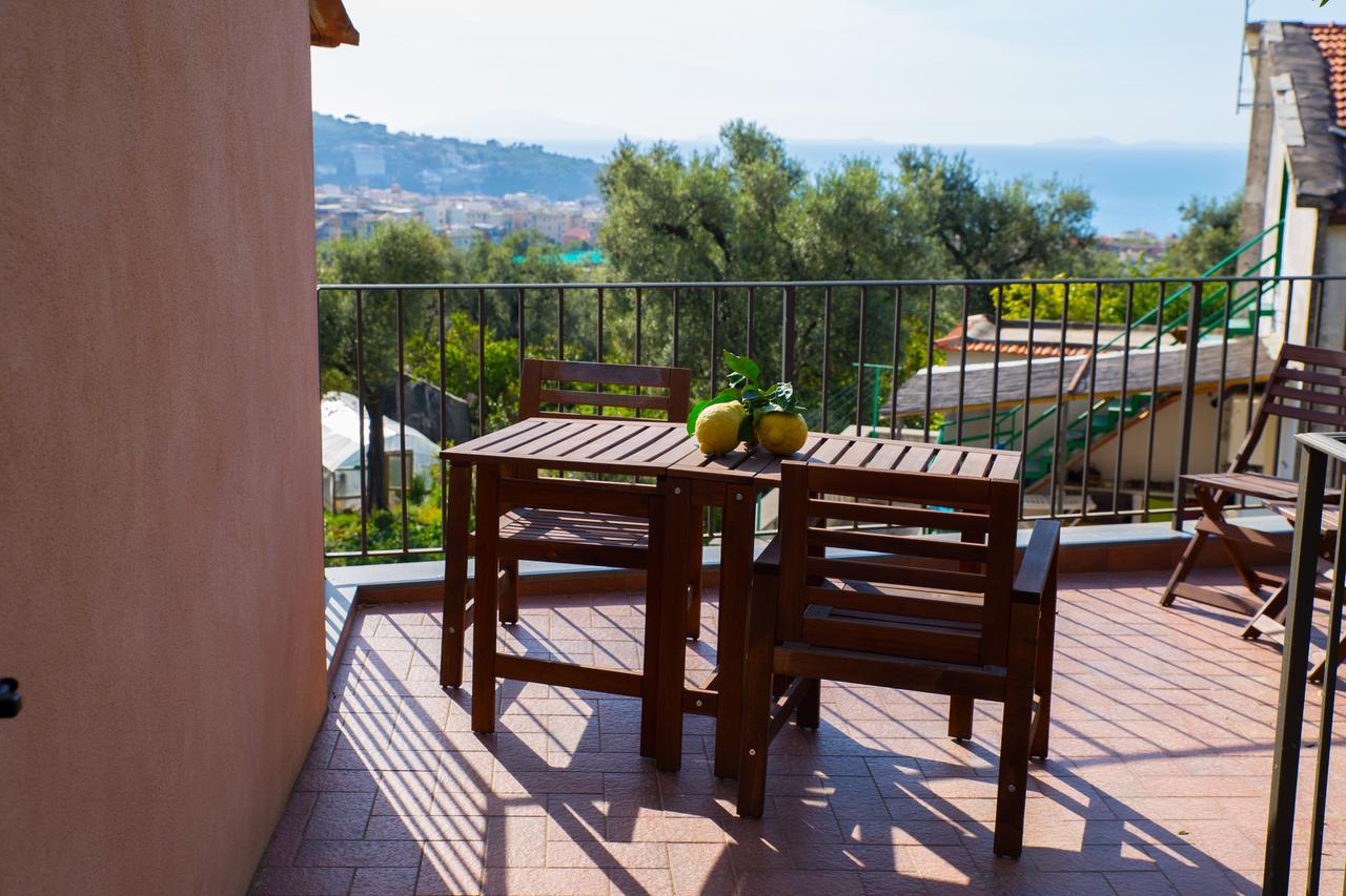 Bed and Breakfast Lemon Flats Сорренто Экстерьер фото